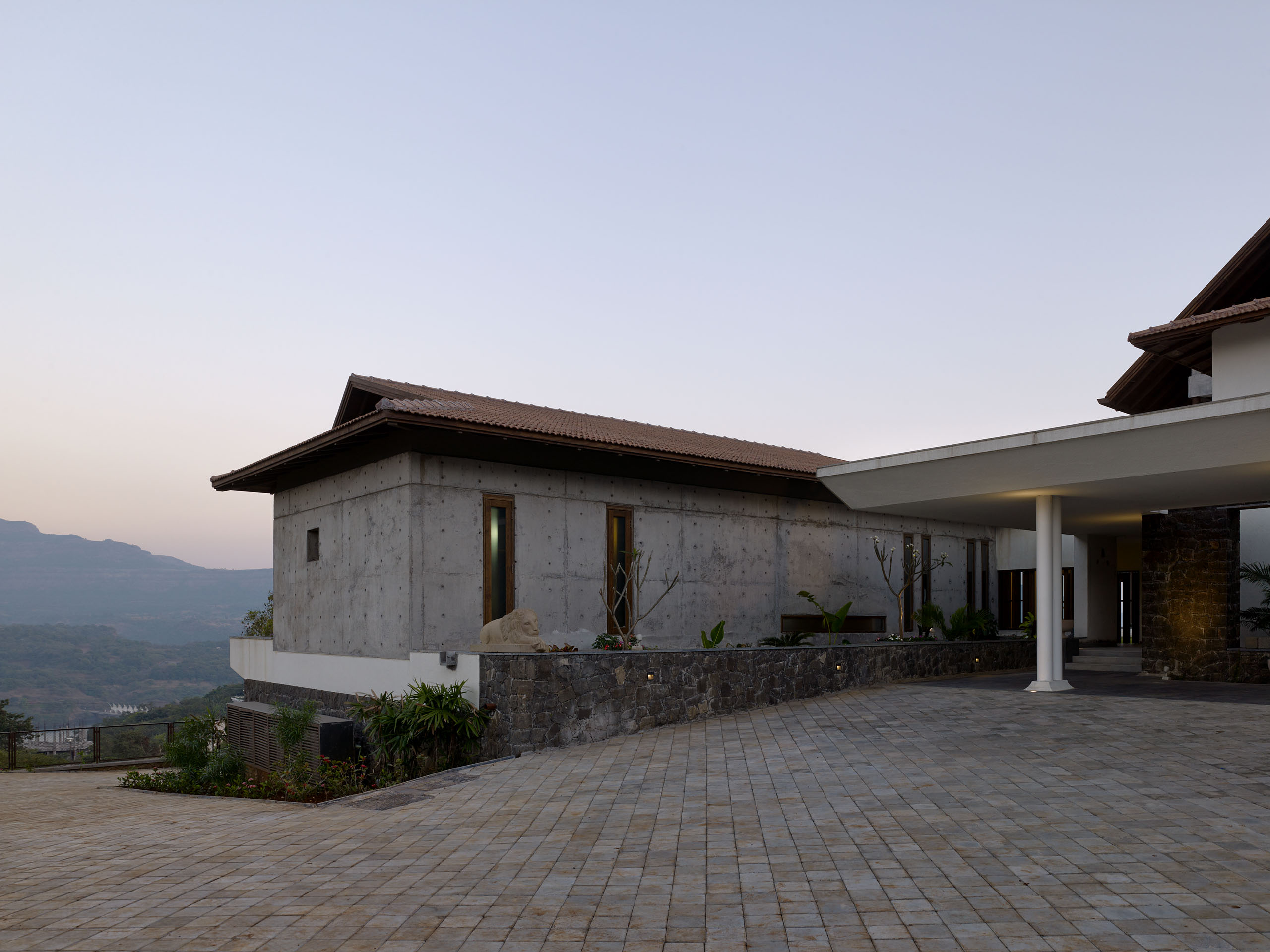 E14489 Alpa 042100 j2560